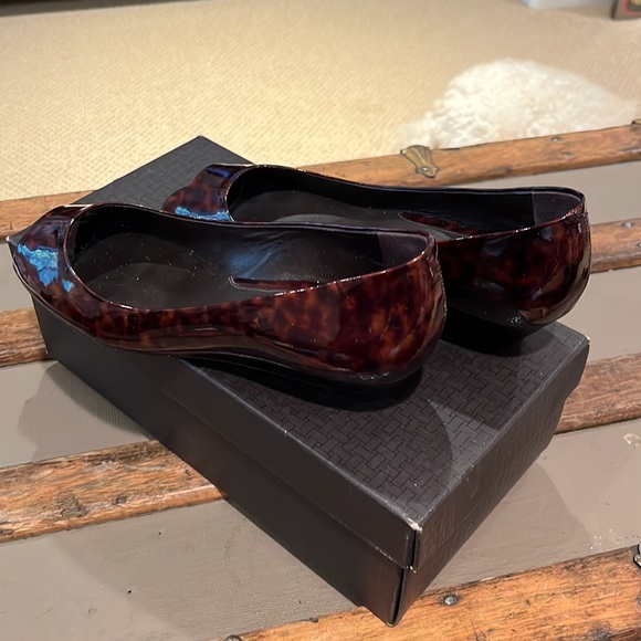 Cole Haan Tortoise Patent Ballet Woman’s Shoe - Picture 5 of 8